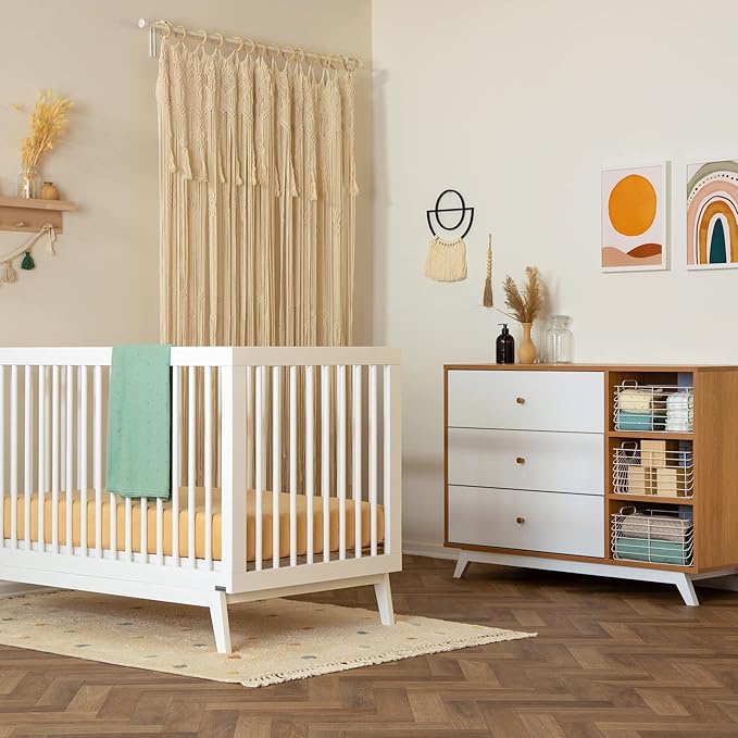 dadada Baby Soho 3 in 1 Convertible Wooden Crib to Toddler Bed - Made in Italy, GREENGUARD Gold Certified, Baby-Safe Finish, Sustainable Beech Wood, Modern Design, 3 Adjustable Heights (White)