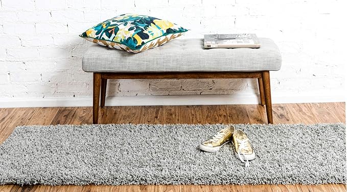 Unique Loom Solid Shag Collection Area Rug (2' 6" x 10' Runner, Cloud Gray)