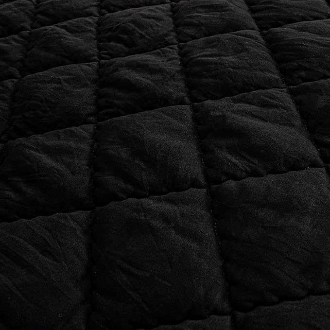 FLXXIE Machine Washable Microfiber Down Alternative Toddler Comforter, Super Soft and Lightweight Kids Crib Quilted Blanket for Stroller, Travel, 39x47 Inches, Black