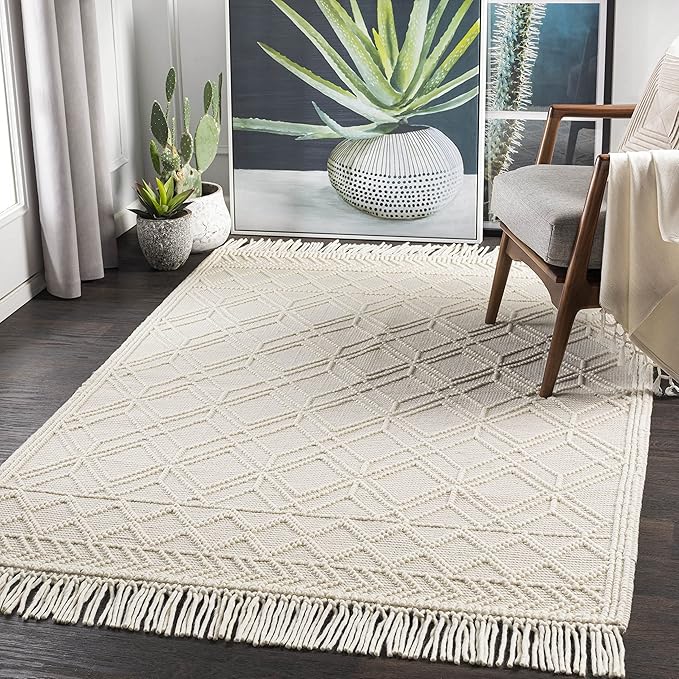 Mark&Day Wool Rugs, 2x4 Staveley Cottage Beige Area Rug, Cream White Carpet for Living Room, Bedroom or Kitchen (2'3" x 3'9")