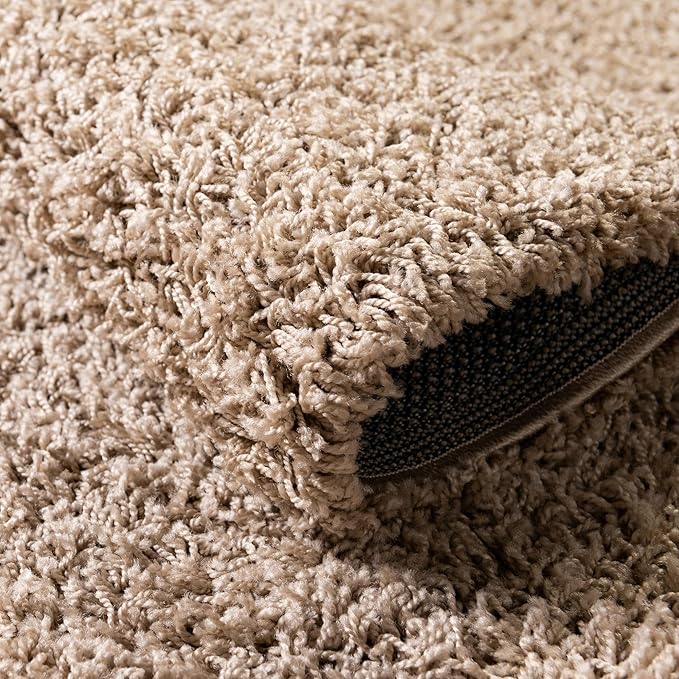 Unique Loom Solid Shag Collection Area Rug (5' 1" x 8' Oval, Taupe)