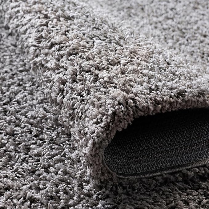 Unique Loom Solid Shag Collection Area Rug (3' 3" Round, Cloud Gray)