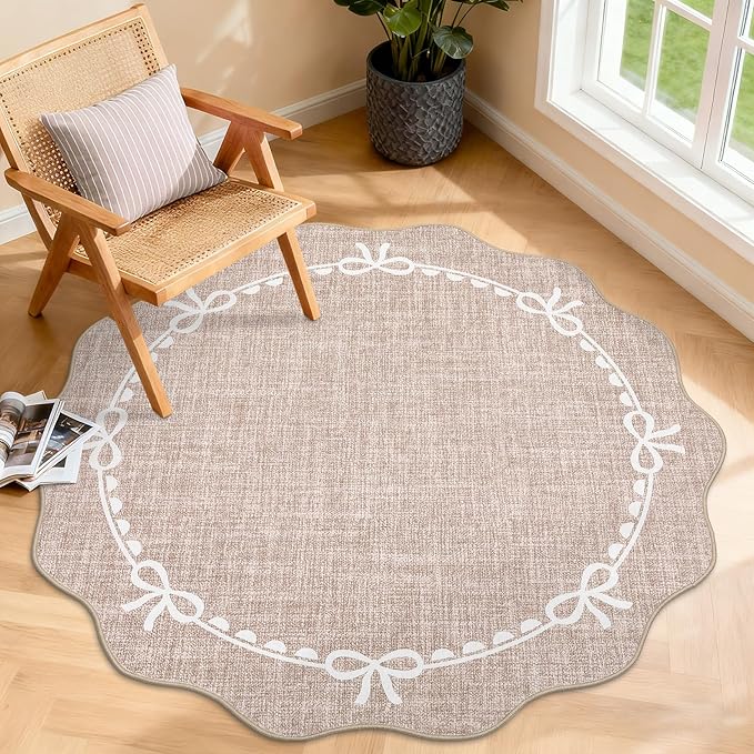 GarveeHome Scalloped Bow Rug for Living Room, 4ft Round Rugs Washable Solid Camel Rug for Dorm Soft Low Pile Non Slip Scalloped Rugs for Nursery Bedroom Decor Kids Room Playroom