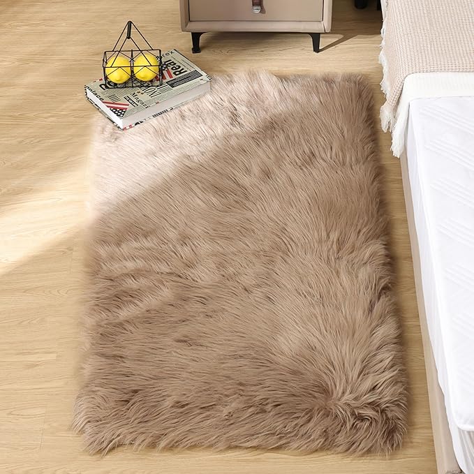 Faux Sheepskin Beige 3x5 Fluffy Fur Washable Area Rugs for Bedroom Shaggy Carpet for Living Room Nursery Rug Cute Home Décor