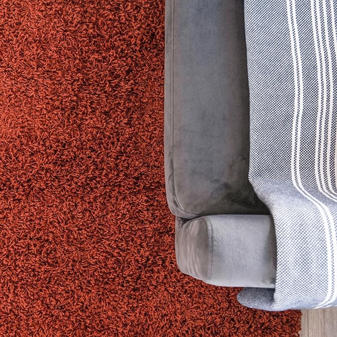Unique Loom Solid Shag Collection Area Rug (5' 3" Round, Terracotta)