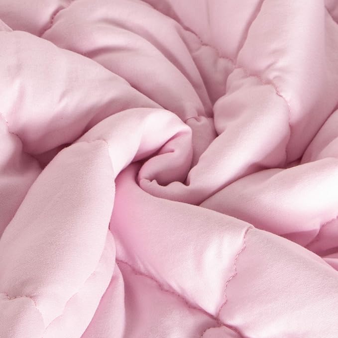 FLXXIE Machine Washable Microfiber Down Alternative Oversized Toddler Comforter, Super Soft and Lightweight Kids Crib Quilted Blanket for Stroller, Travel, 43x60 Inches, Pink