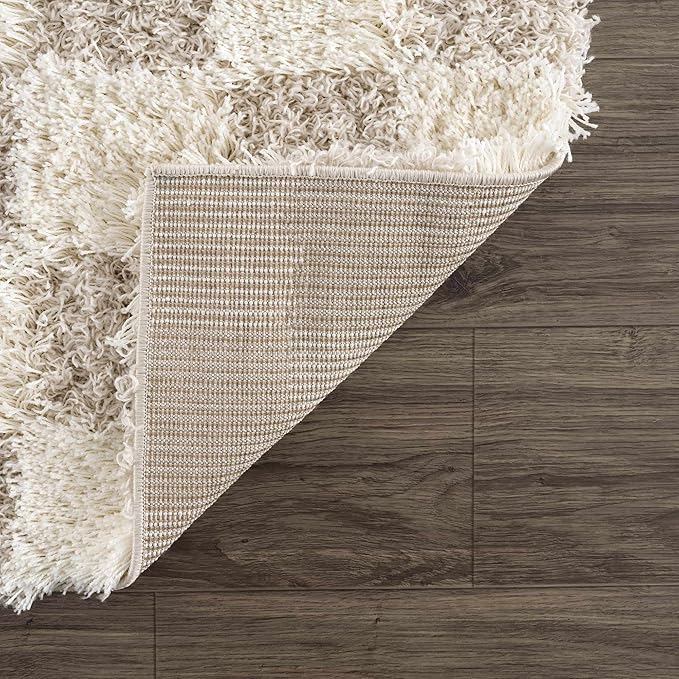 BoutiqueRugs Atira Modern Checkered Shag Runner Rug - High Pile Fluffy Shaggy Carpet for Hallway, Kitchen, Nursery, Playroom - Beige, Cream, White - 2'7" x 10' (2x10)