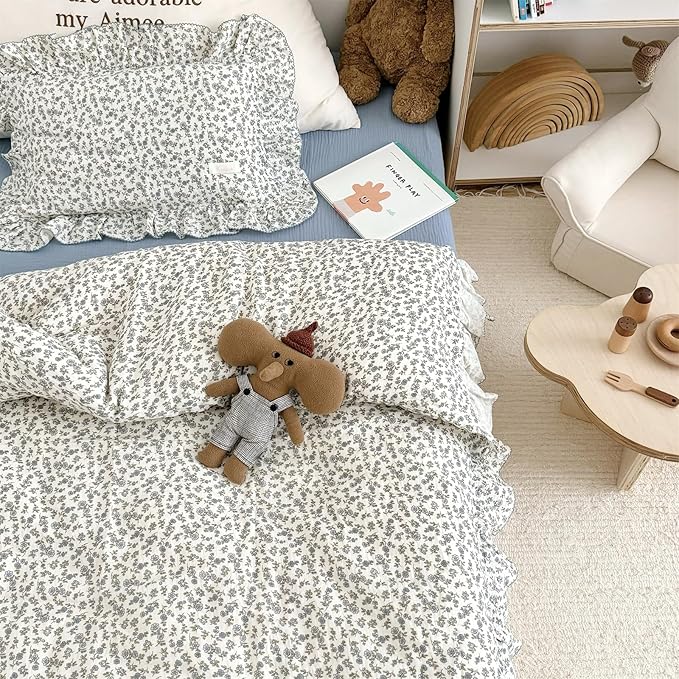 AOJIM Blue Floral Muslin Cotton Kids Duvet Cover 1Piece, Super Soft Breathable Toddler Comforter Cover 47X59 inches, Vintage Bed Decor Durable Boys Girls Duvet Cover with Ruffle Design, No Pillowcase
