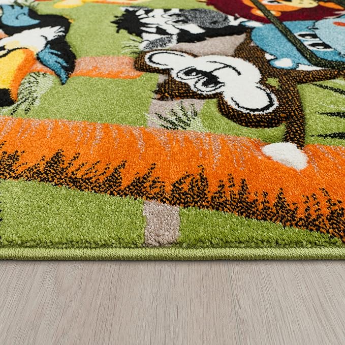 Paco Home Kids Rug for Nursery with Jungle Animals on Safari in Green, Size: 5'3" x 7'7"