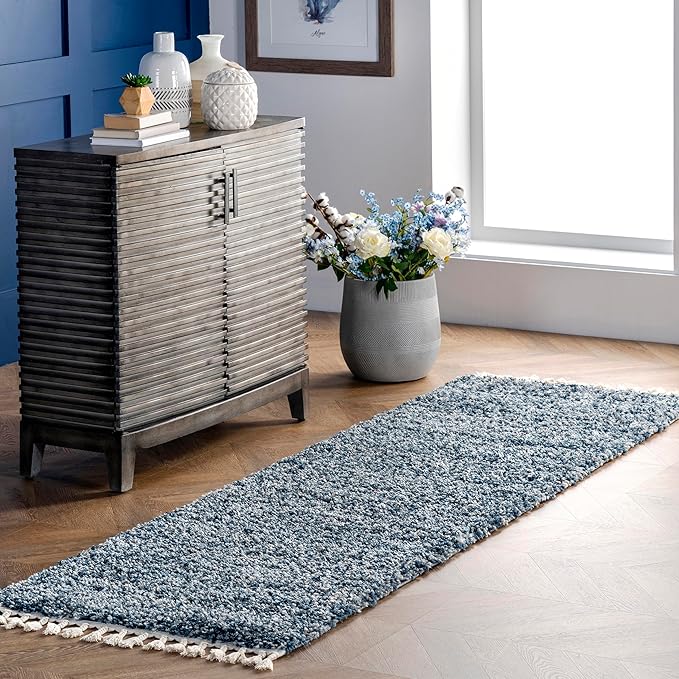 nuLOOM Brooke Shag Tasseled Area Rug - 2x6 Runner Shag Rug Casual Blue/Ivory Rugs for Living Room Bedroom Dining Room Nursery Entryway Hallway