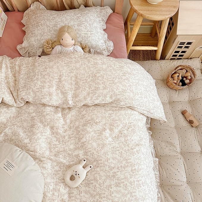 AOJIM Muslin Kids Duvet Cover with Forest Themed Patterns, 100% Cotton Toddler Comforter Cover 47X59'', Ruffled Design Baby Crib Quilt Cover 2-Layer Gauze for Boys Girls, No Comforter or Pillowcases