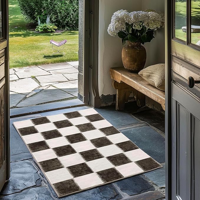 EverGrace Checkered Plaid Area Rug 2x3, Soft Fuzzy Faux Wool Rugs Washable Non Slip Rugs Small Rug Carpet for Entryway Bedroom Living Room Hallway Kitchen and Laundry Room, Black and White