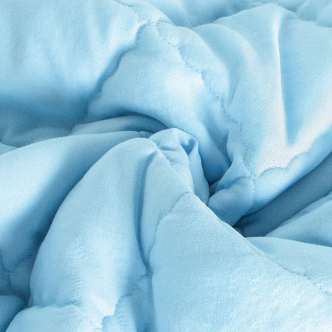 FLXXIE Machine Washable Microfiber Down Alternative Oversized Toddler Comforter, Super Soft and Lightweight Kids Crib Quilted Blanket for Stroller, Travel, 43x60 Inches, Aqua