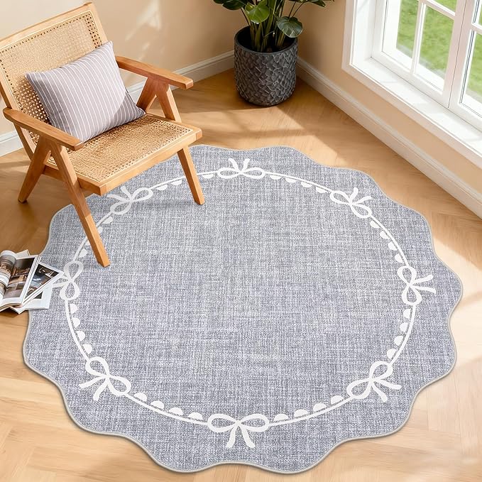 GarveeHome Scalloped Bow Rug for Living Room, 4ft Round Rugs Washable Solid Grey Rug for Dorm Soft Low Pile Non Slip Scalloped Rugs for Nursery Bedroom Decor Hallway Kids Room Playroom