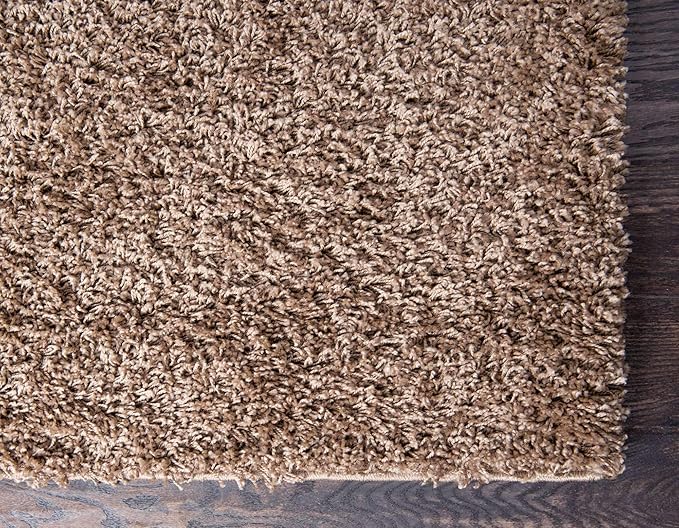 Unique Loom Solid Shag Collection Area Rug (7' 1" x 10' Rectangle, Sandy Brown)