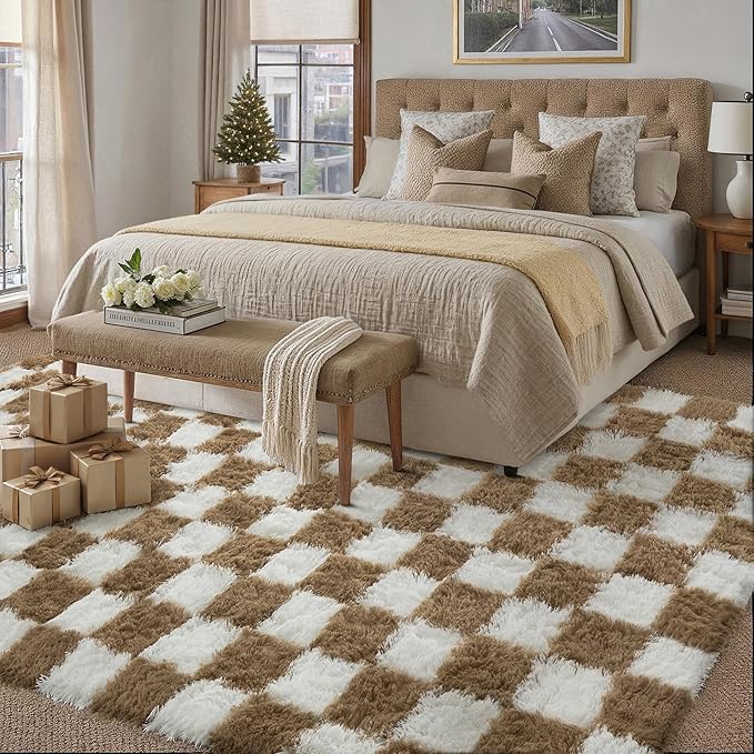 Checkered Rug 5x7 for Living Room, Beige and White Modern Shag Rug Super Soft Washable Indoor Fuzzy Carpet Non-Slip Fluffy Rugs for Bedroom Home Aesthetic Decor