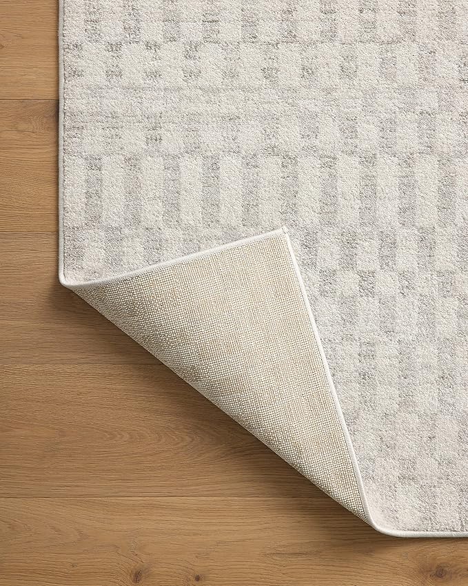 Loloi Kamala Collection KAM-05 Ivory/Grey 4'-0" x 6'-0" Accent Rug