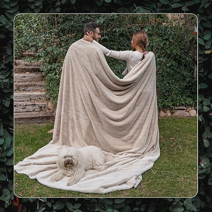 UnHide Cuddle Puddle - Faux Fur Blanket - Oversized, Lightweight, Extra Soft Blanket - Machine Washable - Add a Layer of Softness to Any Bed or Couch - 100” x 100” - Snow White