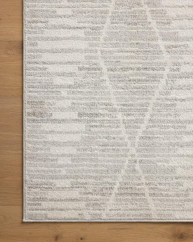 Loloi Kamala Collection KAM-02 Ivory/Silver 7'-10" x 10' Area Rug